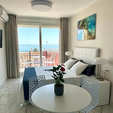 El Coral 401 טורמולינוס